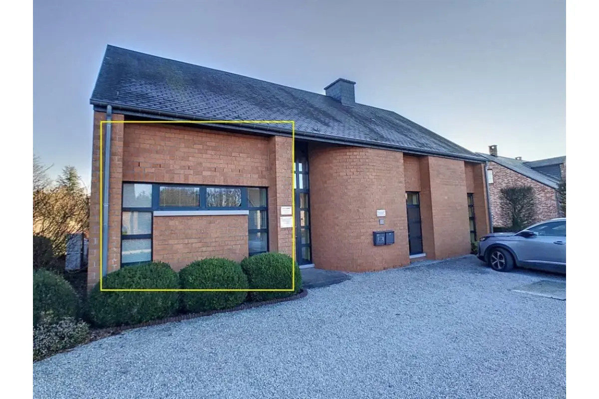 Commerce à louer à Virelles 6461 850.00€  chambres m² - annonce 249673