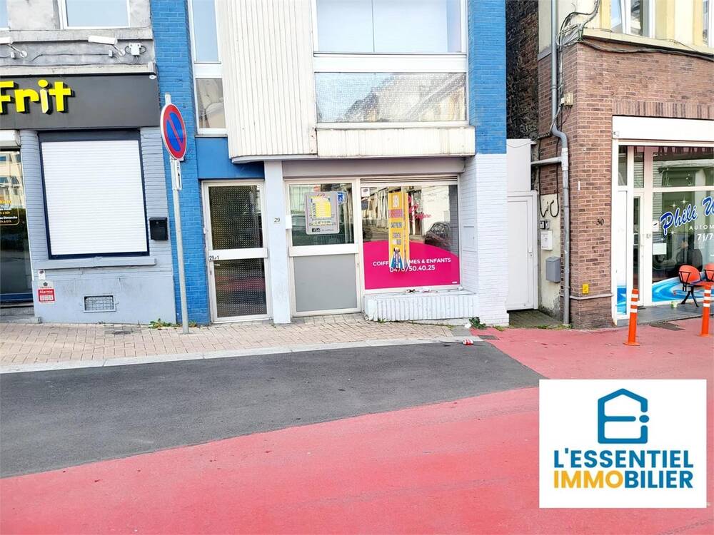 Commerce à louer à Bouffioulx 6200 400.00€ chambres m² - annonce 259217