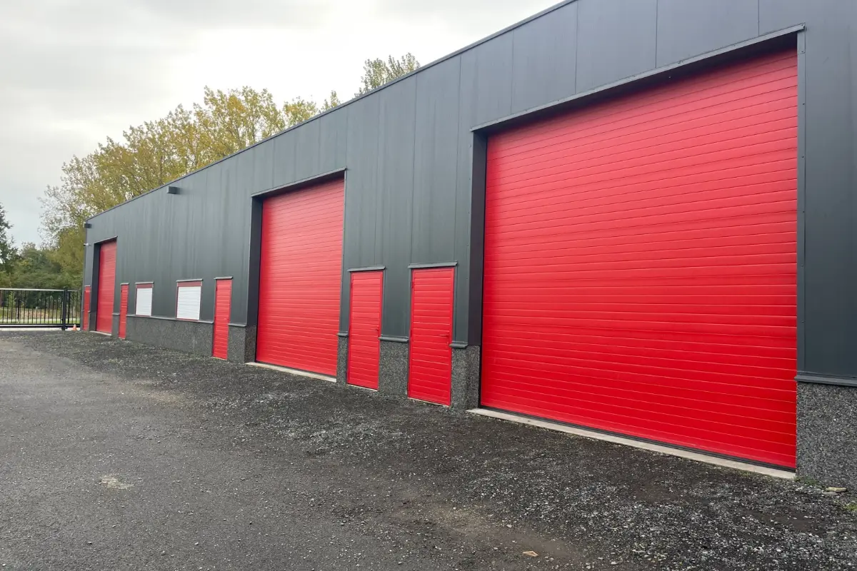 Commerce à  à Espierres 8587 1500.00€  chambres m² - annonce 271761