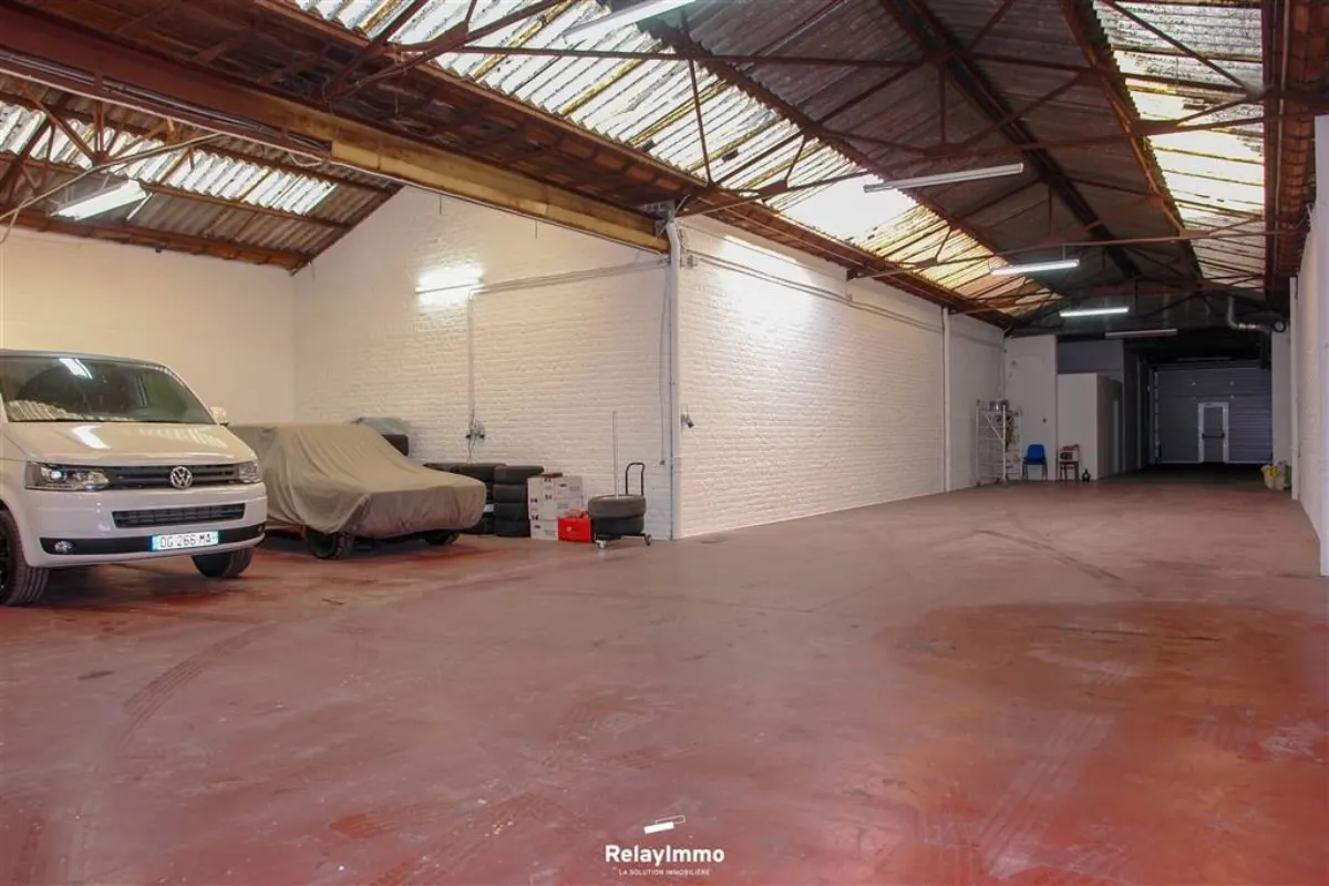 Parking / garage à vendre à Tournai 7500 195000.00€  chambres m² - annonce 292172
