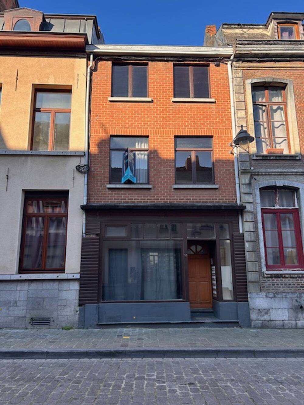 Immeuble mixte à vendre à Mons 7000 179000.00€ 3 chambres m² - annonce 296080