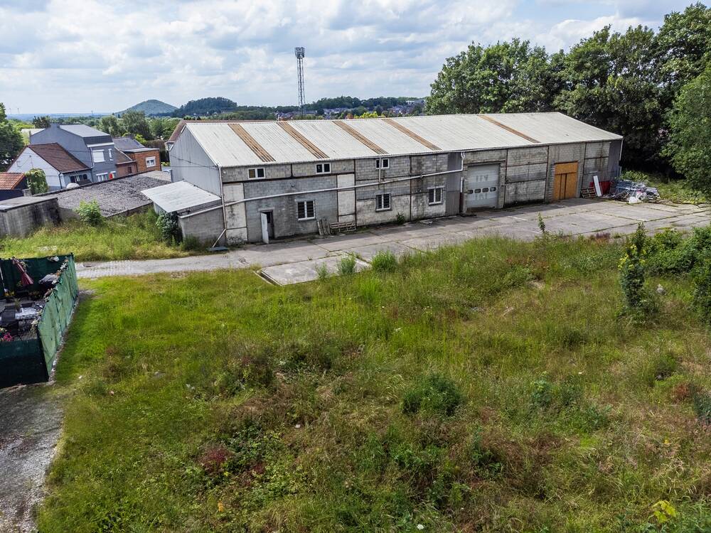 Commerce à vendre à La Louvière 7100 400000.00€ chambres 1648.00m² - annonce 505470