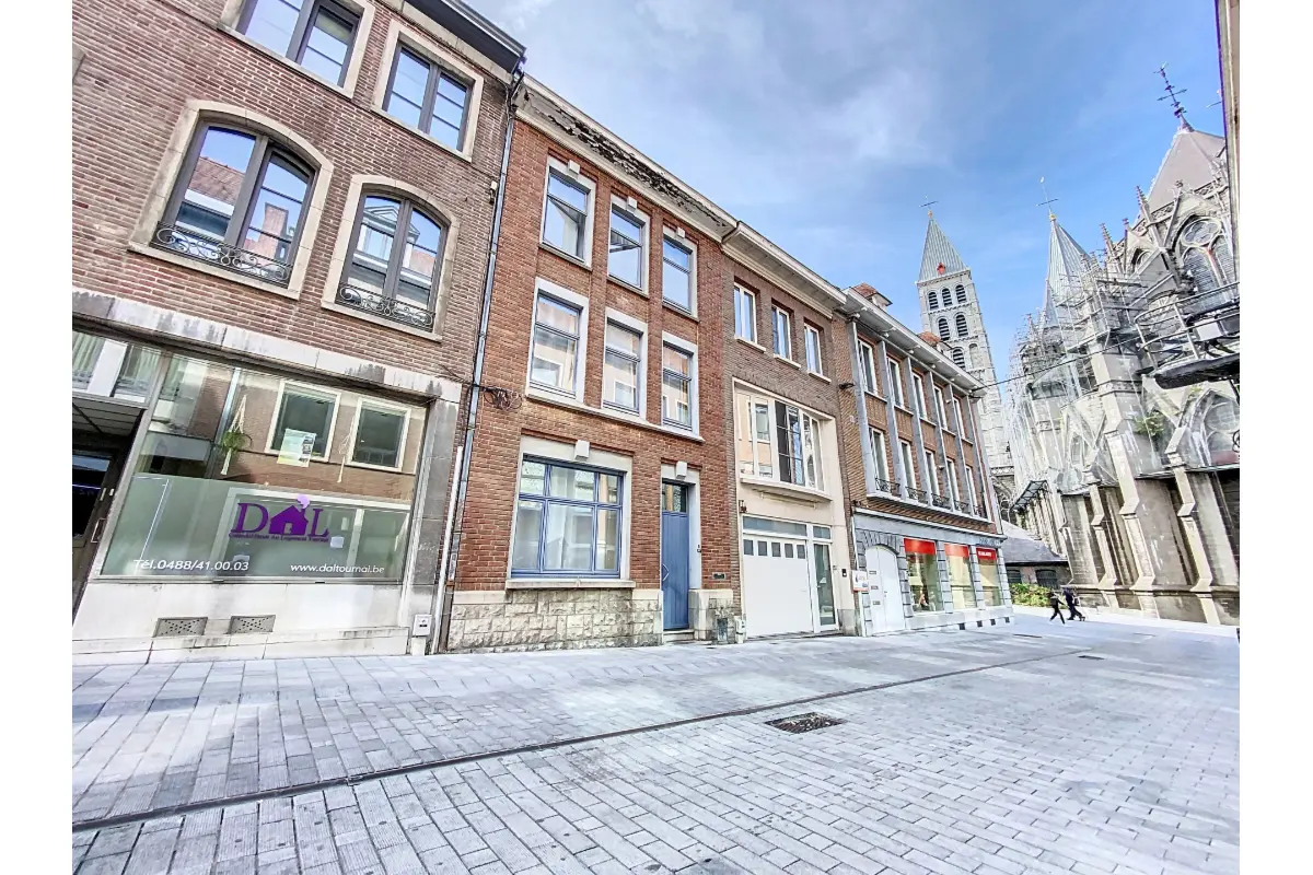 Immeuble mixte à vendre à Tournai 7500 329000.00€ 4 chambres 218.00m² - annonce 307315