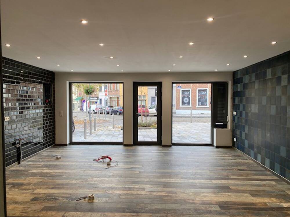 Commerce à louer à Morlanwelz 7140 1000.00€ chambres 90.00m² - annonce 311049