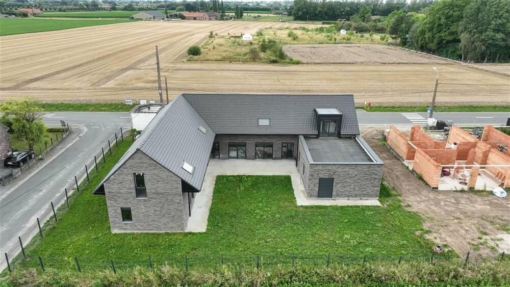 Maison à vendre à Estaimpuis 7730 520000.00€ chambres 340.00m² - annonce 316938