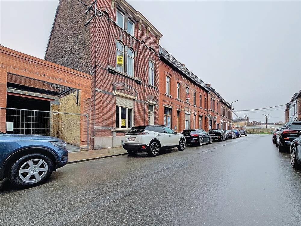 Maison à vendre à Châtelineau 6200 130000.00€ 3 chambres m² - annonce 449657