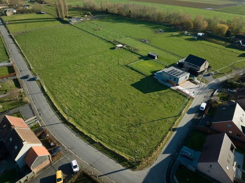 Terrain à bâtir à vendre à Hellebecq 7830 165000.00€  chambres m² - annonce 322326