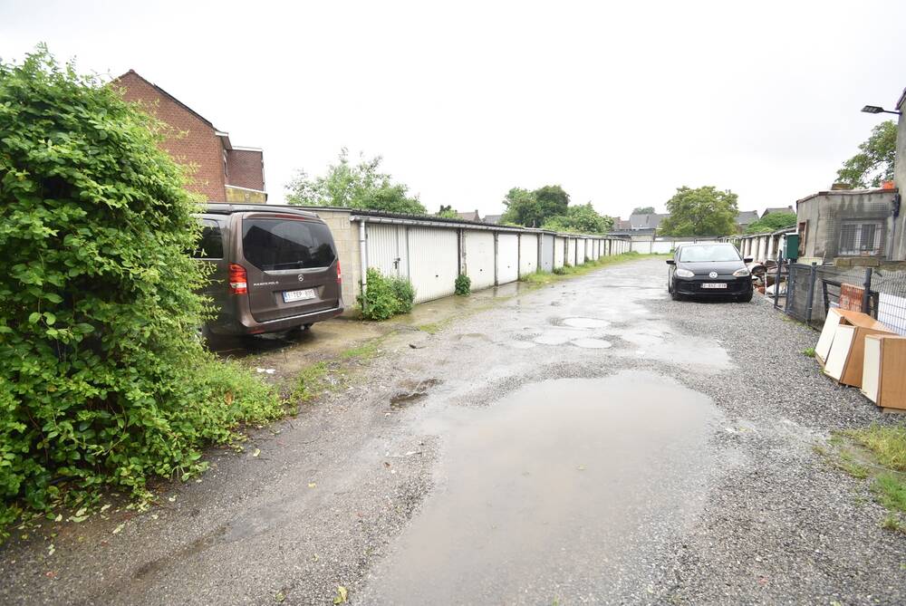 Parking / garage à vendre à Charleroi 6000 75000.00€ chambres m² - annonce 327811