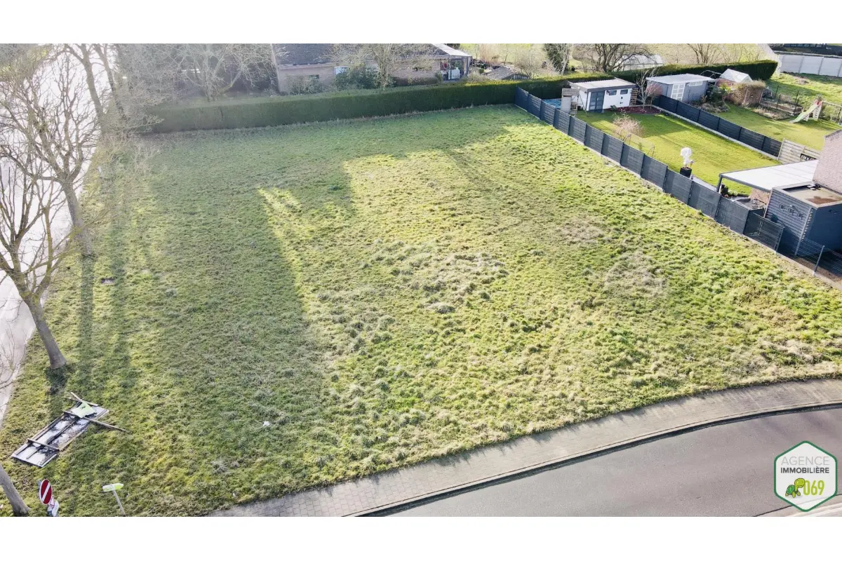 Terrain à vendre à Barry 7534 80000.00€  chambres m² - annonce 335084