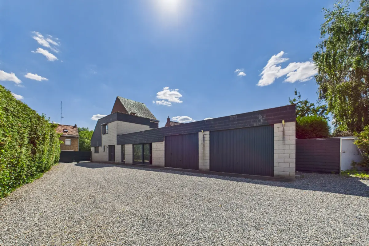 Maison à vendre à Estaimpuis 7730 279000.00€ 3 chambres 260.00m² - annonce 334456