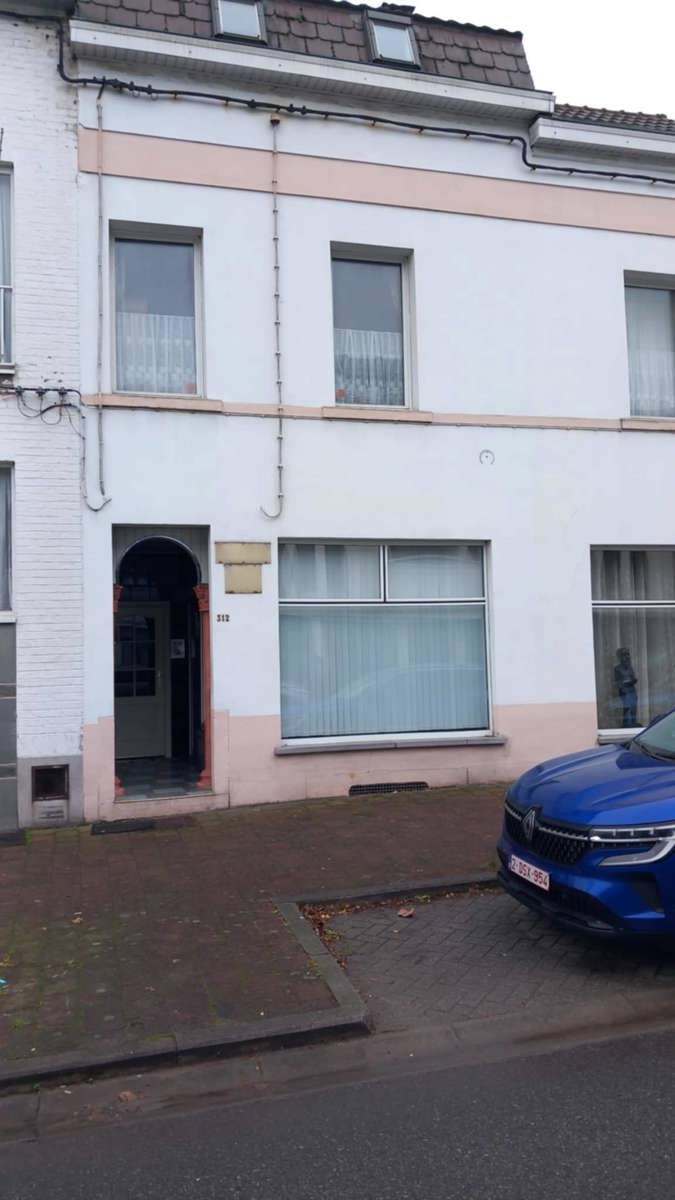 Appartement à vendre à Haine-Saint-Paul 7100 150000.00€ 2 chambres 120.00m² - annonce 340625