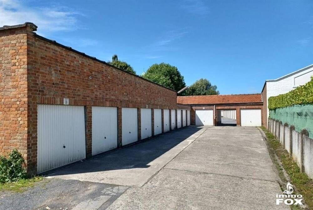 Parking / garage à vendre à Mouscron 7700 600000.00€ chambres m² - annonce 346144