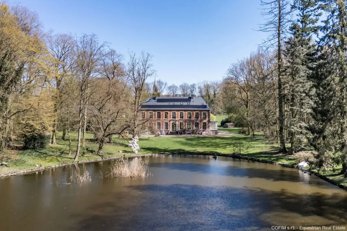 Villa à vendre à Manage 7170 1150000.00€ 8 chambres 900.00m² - annonce 347766