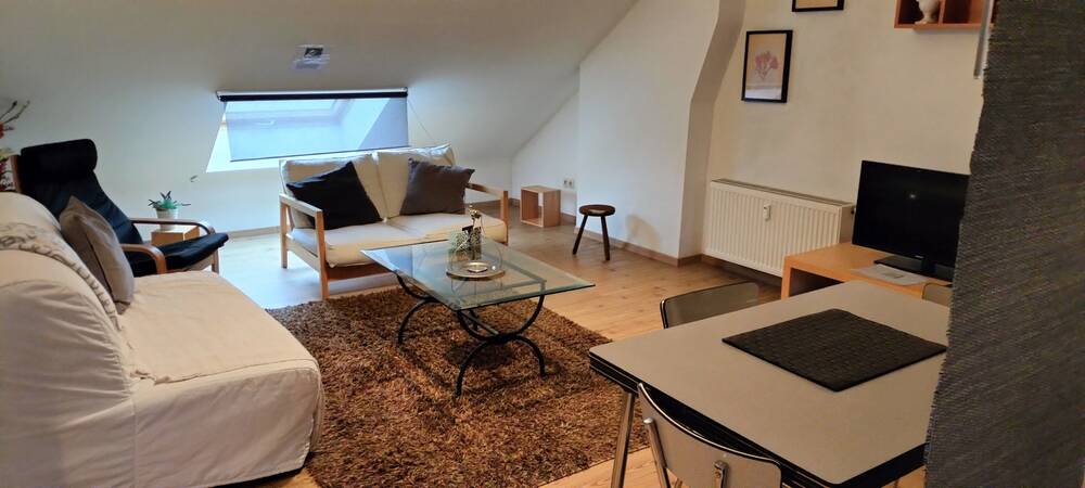Studio à louer à Charleroi 6000 675.00€ chambres m² - annonce 471233