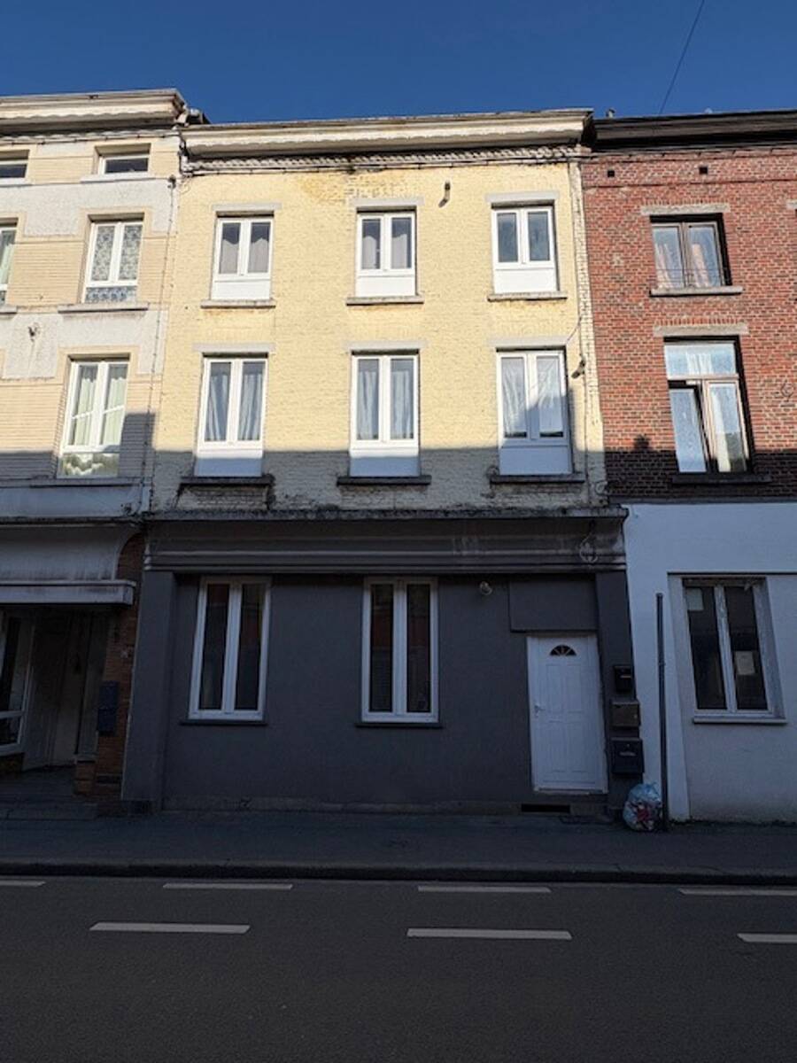 Maison à vendre à Marchienne-au-Pont 6030 209000.00€ 3 chambres 170.00m² - annonce 355188