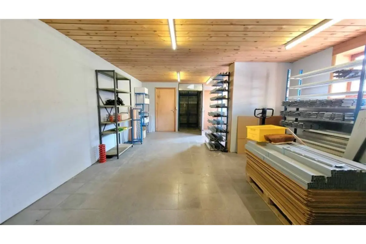 Commerce à vendre à Templeuve 7520 249000.00€  chambres m² - annonce 360293