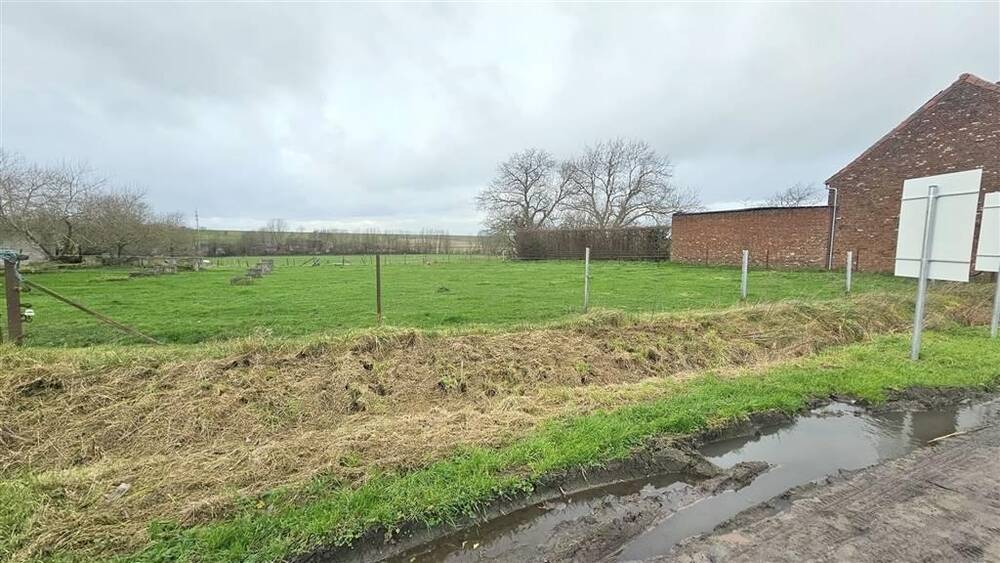 Terrain à vendre à Angre 7387 70000.00€ chambres m² - annonce 360901