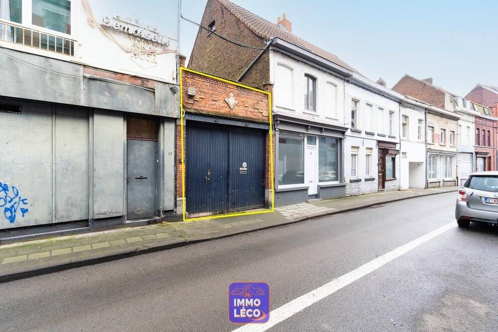 Parking / garage à louer à Mouscron 7700 330.00€ chambres m² - annonce 363310