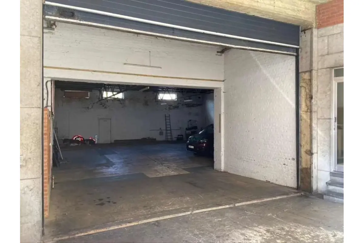 Commerce à vendre à Morlanwelz 7140 219000.00€  chambres 500.00m² - annonce 366122