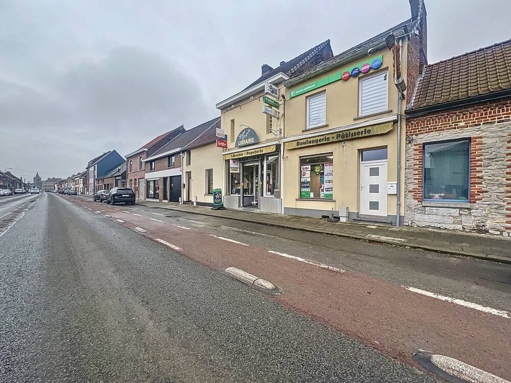 Commerce à vendre à Basècles 7971 55000.00€ chambres 180.00m² - annonce 366135