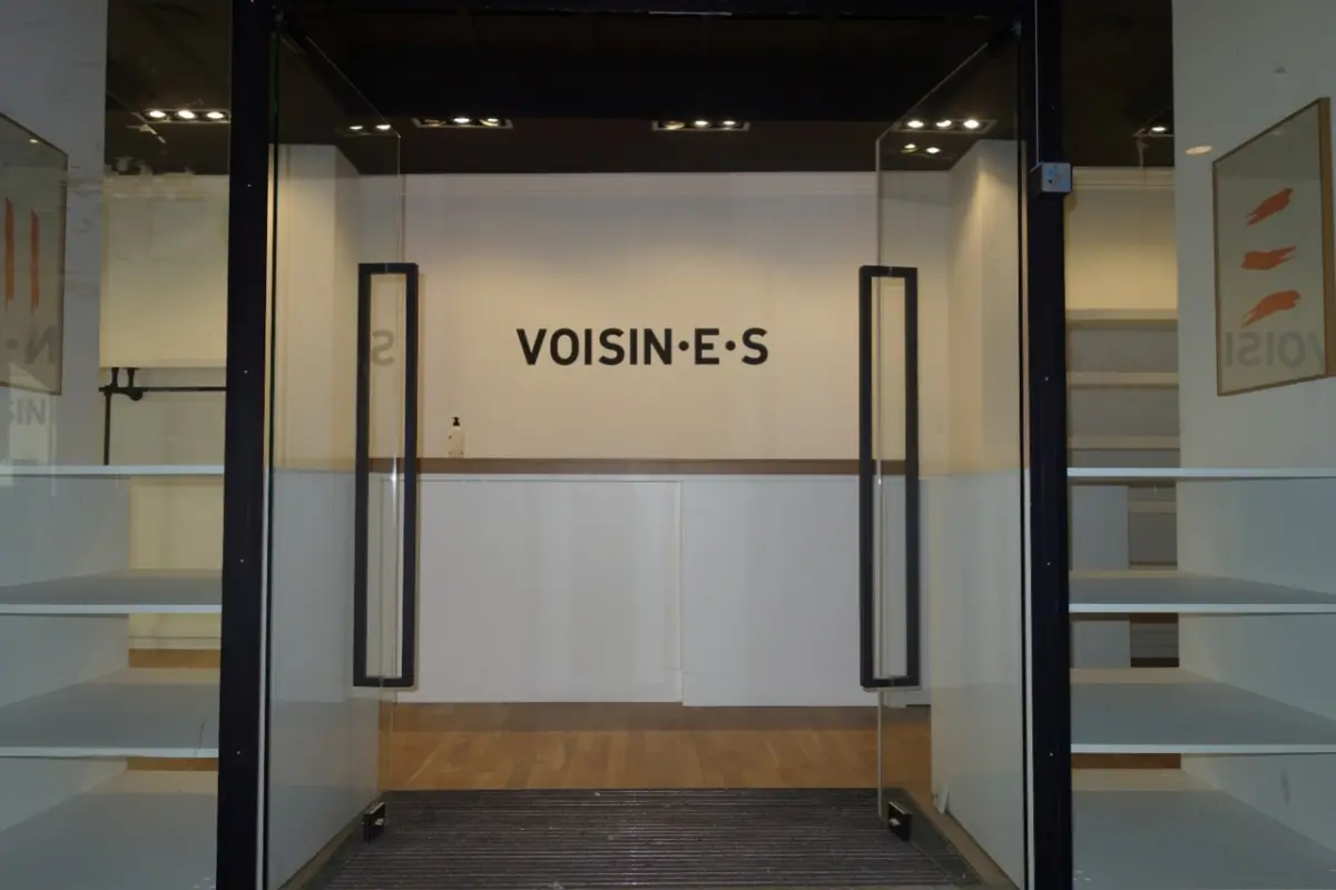 Commerce à  à Tournai 7500 950.00€  chambres m² - annonce 369079