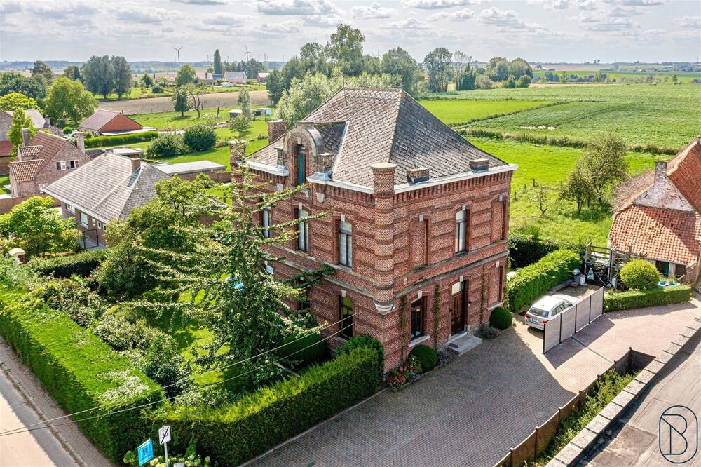 Commerce à vendre à Houtaing 7812 480000.00€ chambres 321.00m² - annonce 372233
