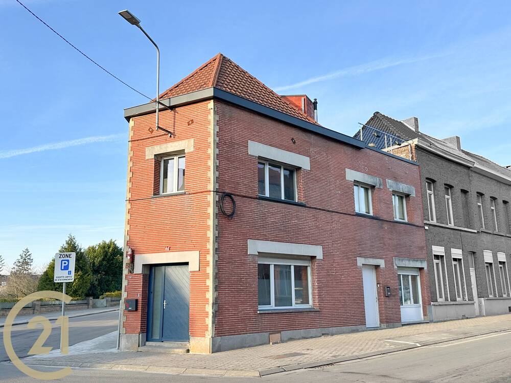 Immeuble de rapport - Immeuble à appartement à vendre à Tournai 7500 225000.00€ 4 chambres 180.00m² - annonce 372579