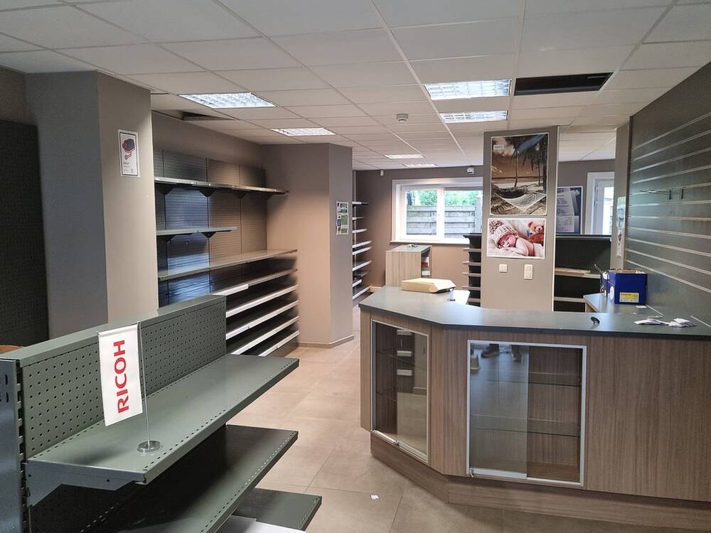 Commerce à vendre à Bizet 7783 249000.00€  chambres m² - annonce 378503