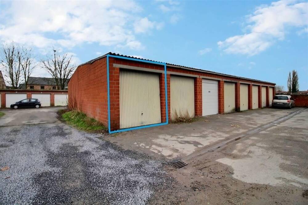 Parking / garage à vendre à Mouscron 7700 21000.00€ chambres m² - annonce 385901