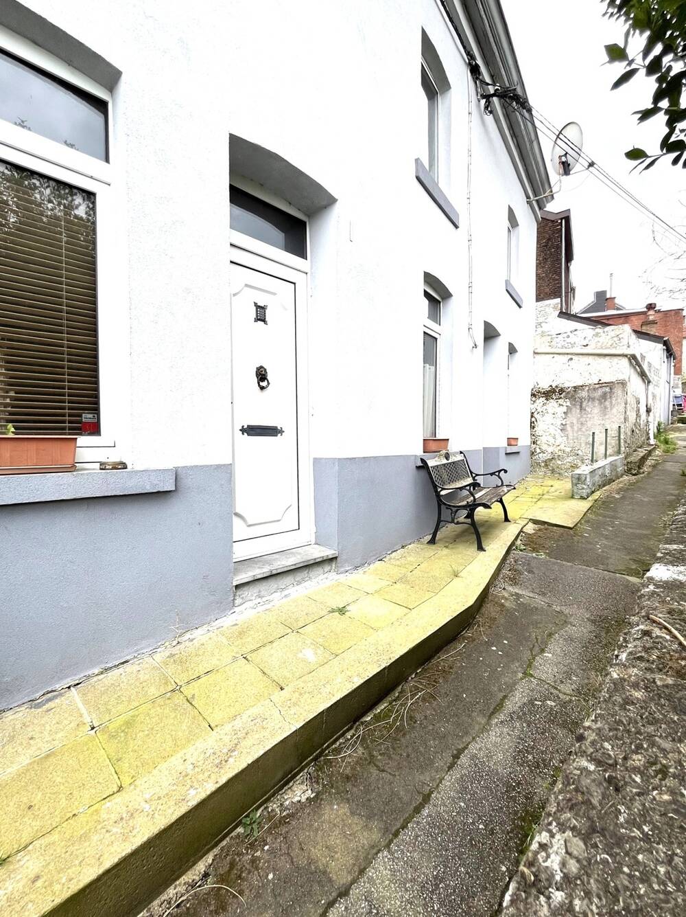 Maison à vendre à Bouffioulx 6200 139900.00€ 3 chambres 110.00m² - annonce 391025
