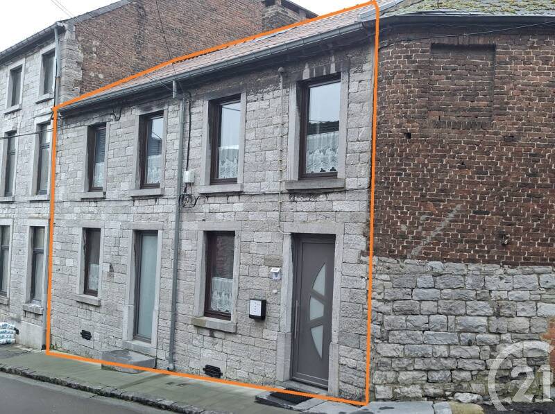 Maison à vendre à Bouffioulx 6200 110000.00€ 2 chambres 100.00m² - annonce 579255