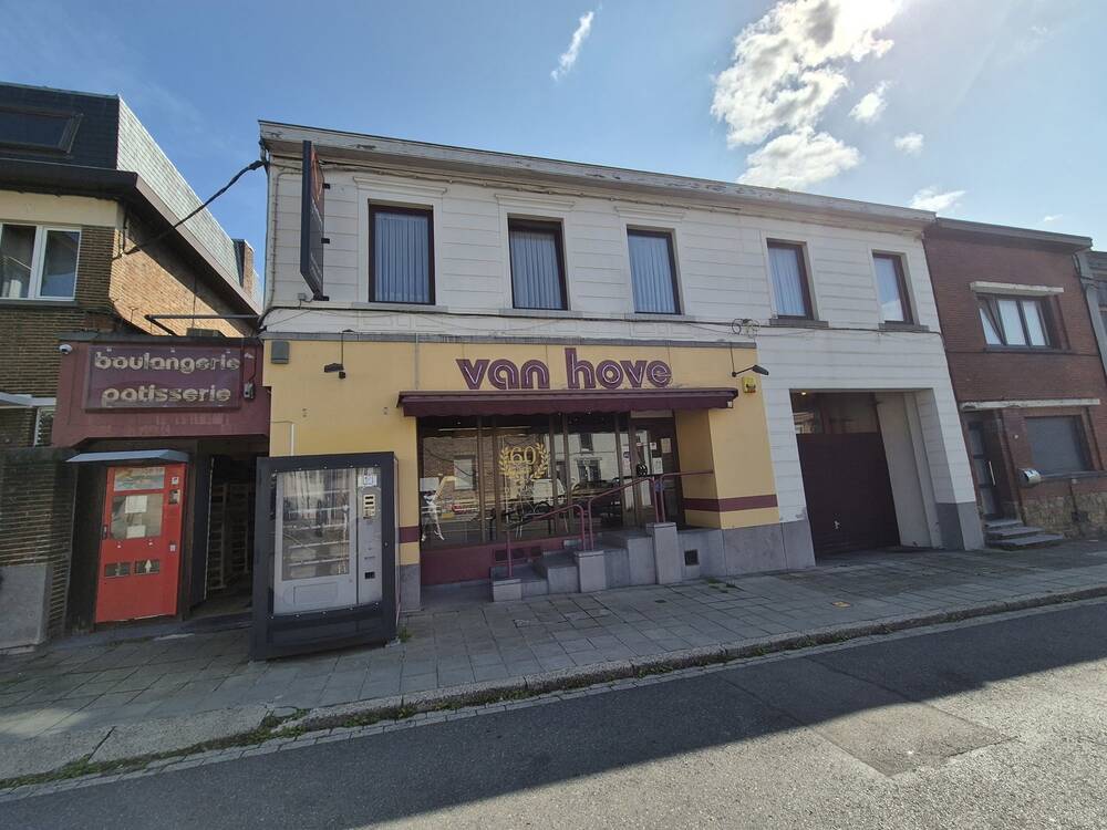 Commerce à vendre à Courcelles 6180 160000.00€ chambres 180.00m² - annonce 397092