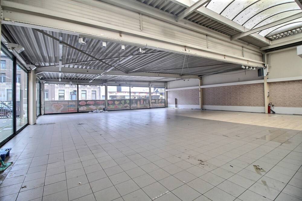 Commerce à louer à Marchienne-au-Pont 6030 4500.00€ chambres 1730.00m² - annonce 398466