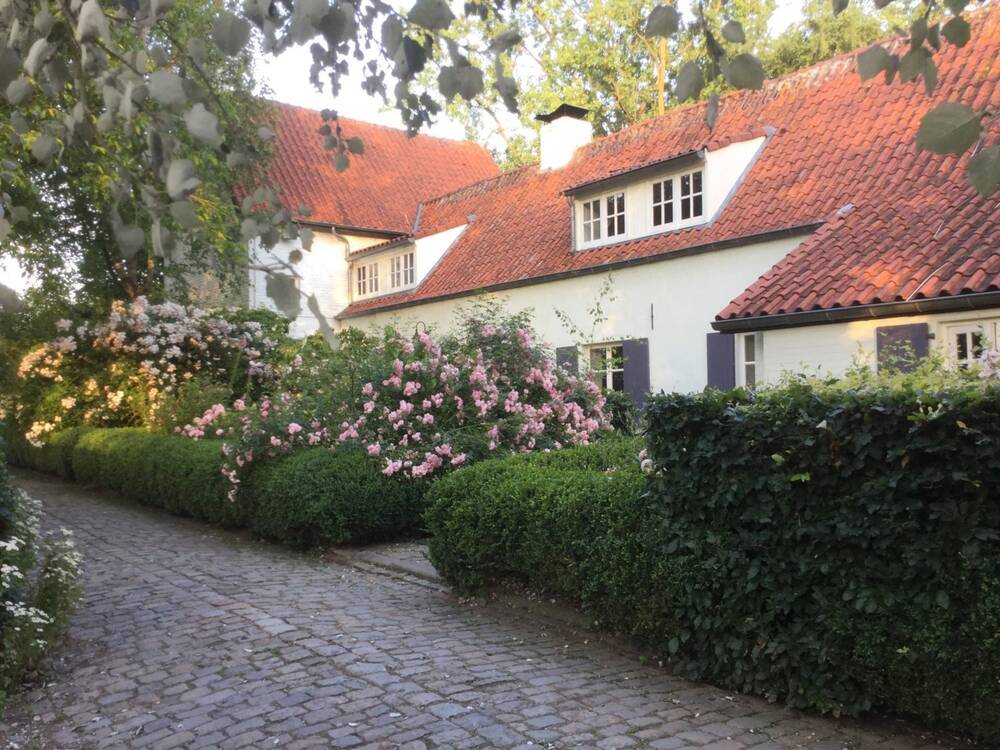 Villa à vendre à Mons 7000 0.00€ 7 chambres 500.00m² - annonce 402665