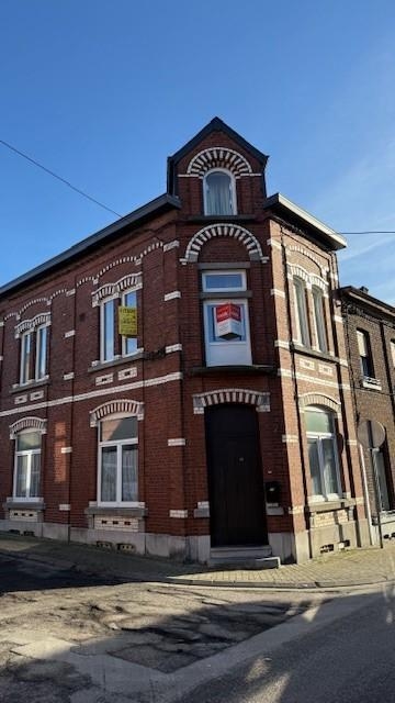 Immeuble de rapport - Immeuble à appartement à vendre à Trazegnies 6183 150000.00€ 4 chambres 192.00m² - annonce 405031