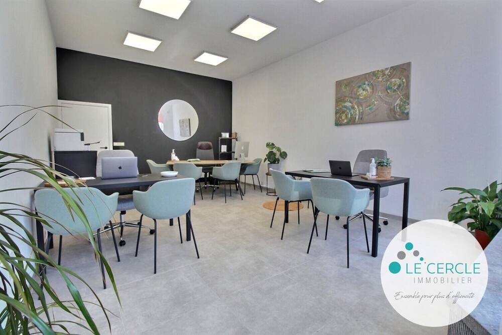 Commerce à louer à Morlanwelz 7140 800.00€ chambres 40.00m² - annonce 406261