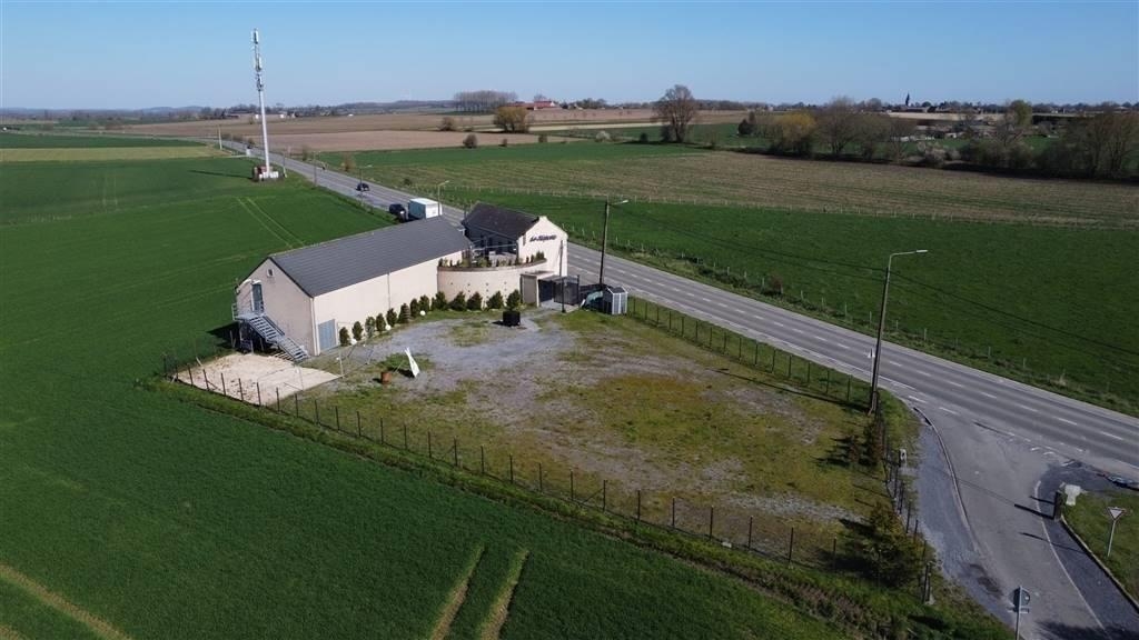 Commerce à vendre à Rumes 7610 449000.00€ 4 chambres 600.00m² - annonce 407513