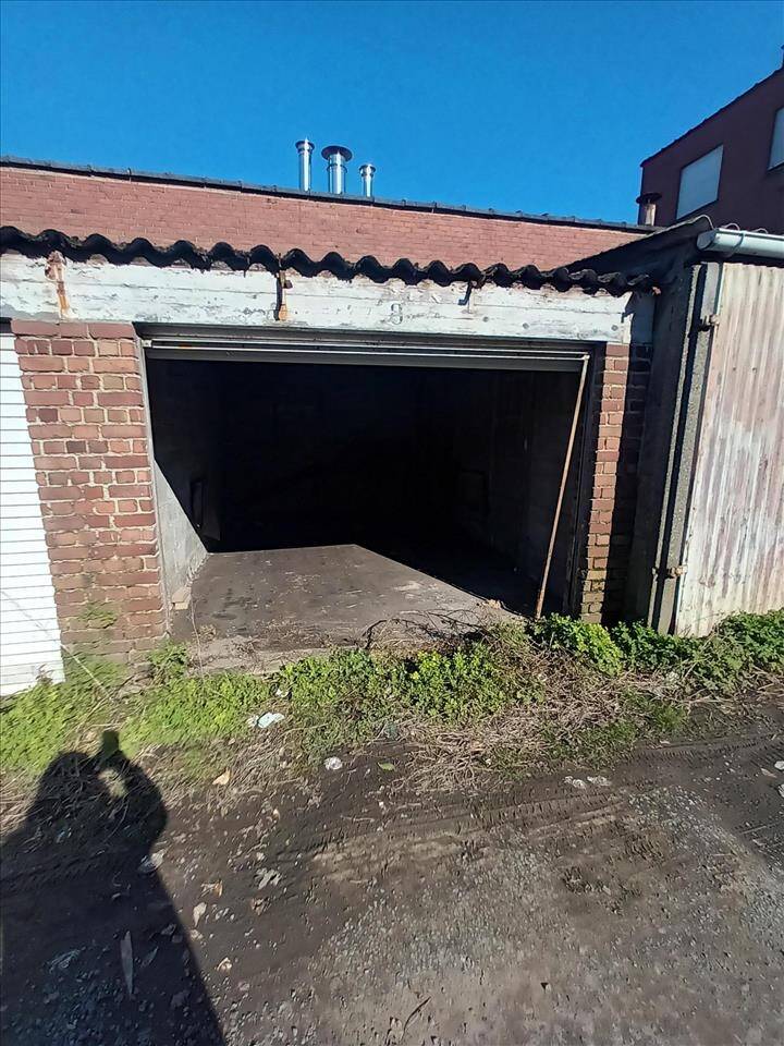 Parking / garage à vendre à Mouscron 7700 15000.00€ chambres m² - annonce 409554