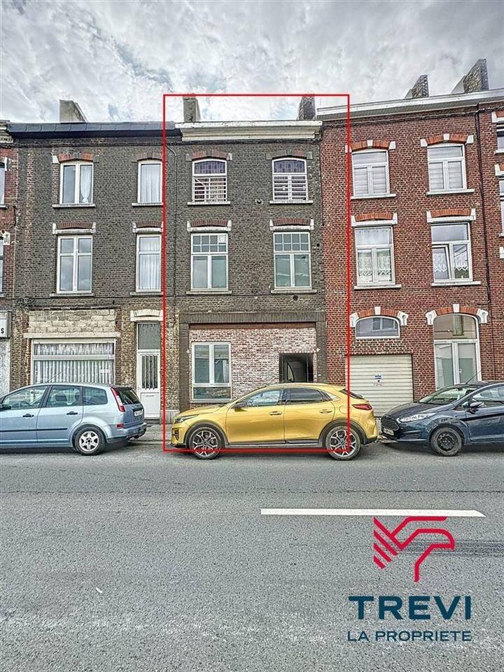 Immeuble de rapport - Immeuble à appartement à vendre à Monceau-sur-Sambre 6031 189000.00€ 3 chambres 135.00m² - annonce 408939