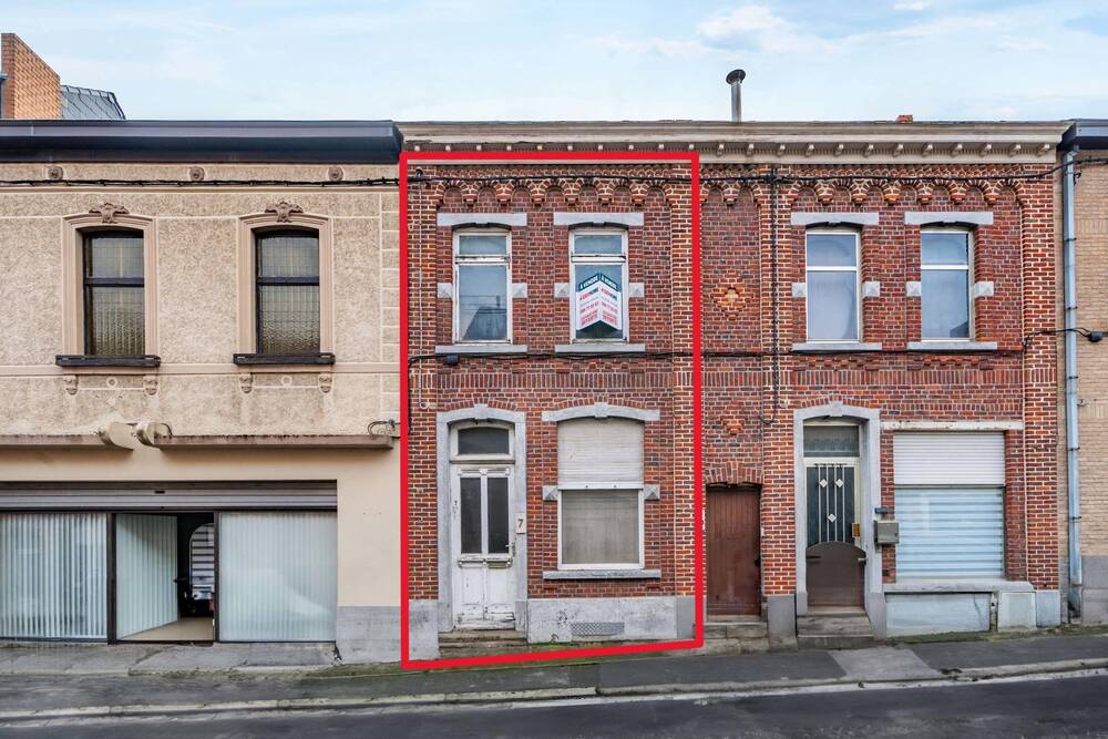 Maison à vendre à Chapelle-lez-Herlaimont 7160 99000.00€ 3 chambres 97.00m² - annonce 410396