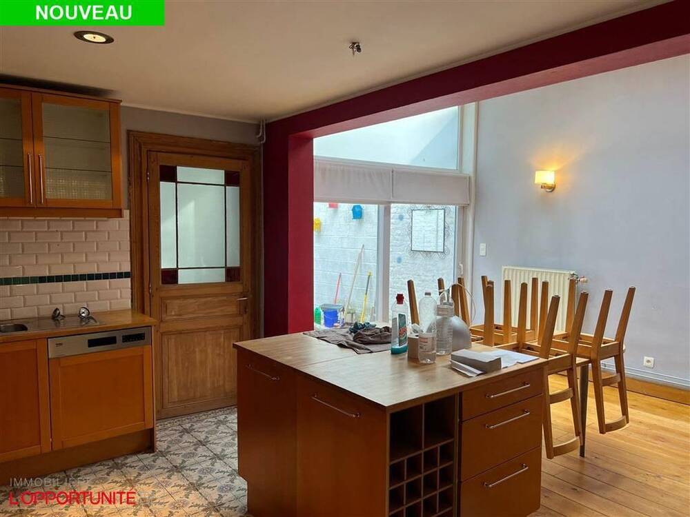 Appartement à louer à Mons 7000 425.00€ 4 chambres 189.00m² - annonce 411373