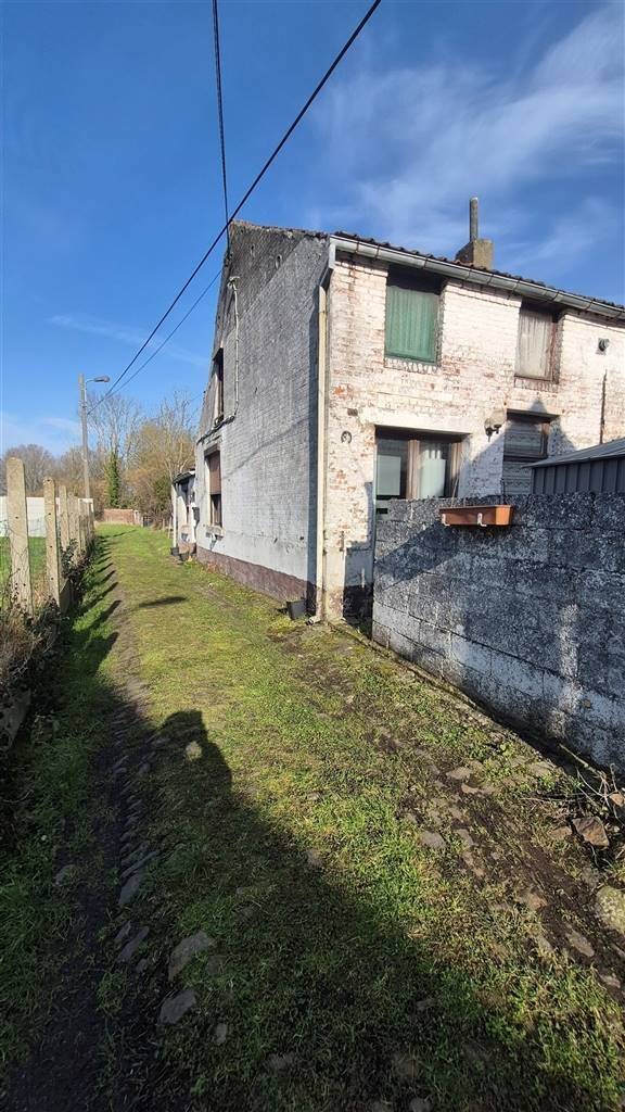 Maison à vendre à Dour 7370 59000.00€ 2 chambres 80.00m² - annonce 412044
