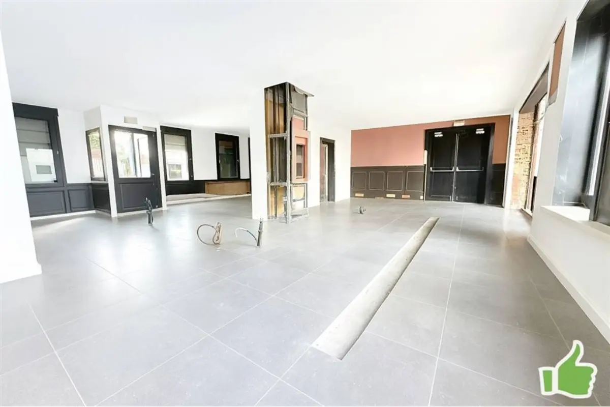 Commerce à louer à Mouscron 7700 1500.00€ 2 chambres 380.00m² - annonce 413056