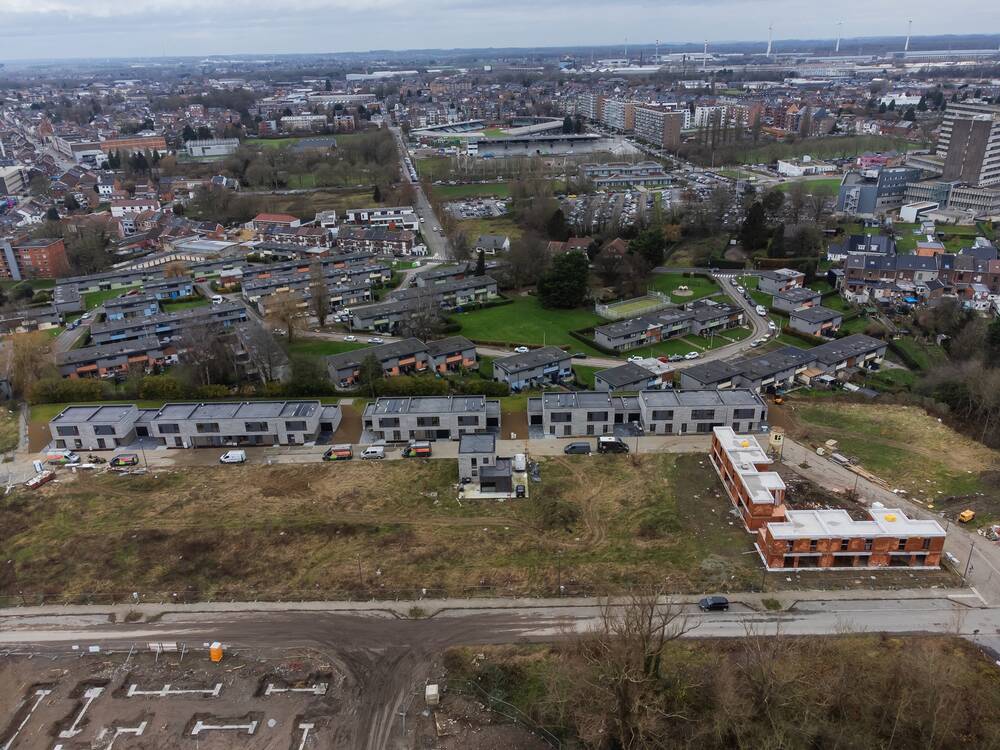 Terrain à vendre à La Louvière 7100 280000.00€  chambres m² - annonce 586684