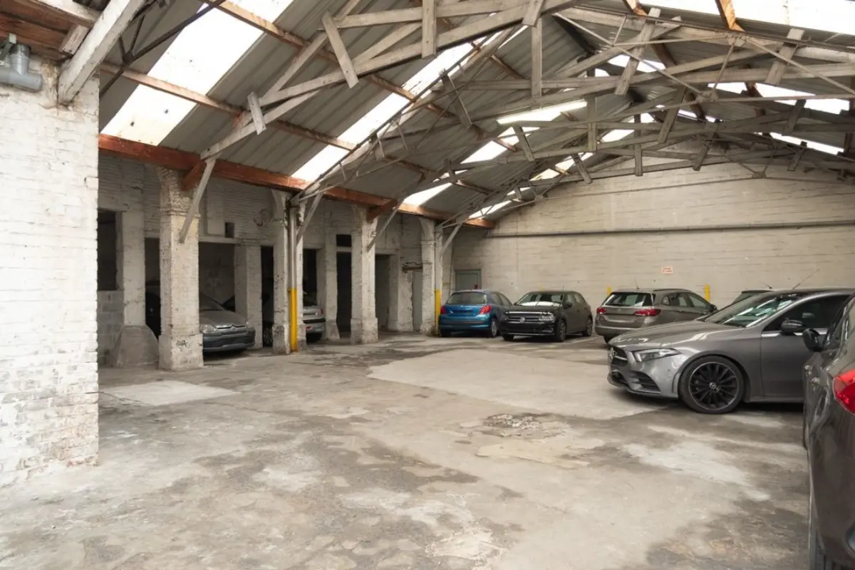 Parking à vendre à Tournai 7500 185000.00€  chambres m² - annonce 413415