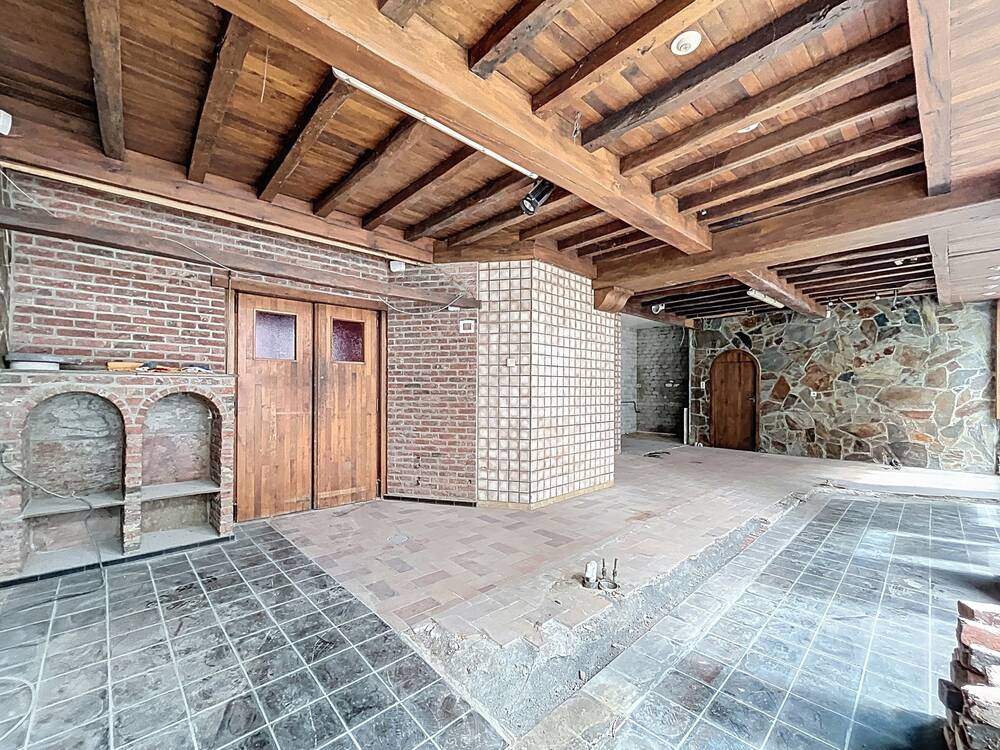 Commerce à louer à Tournai 7500 850.00€ chambres 87.00m² - annonce 414668