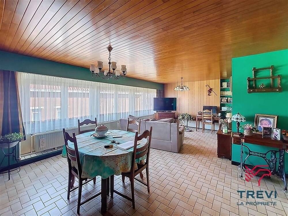 Appartement à vendre à Lodelinsart 6042 25000.00€ 2 chambres 105.00m² - annonce 416347