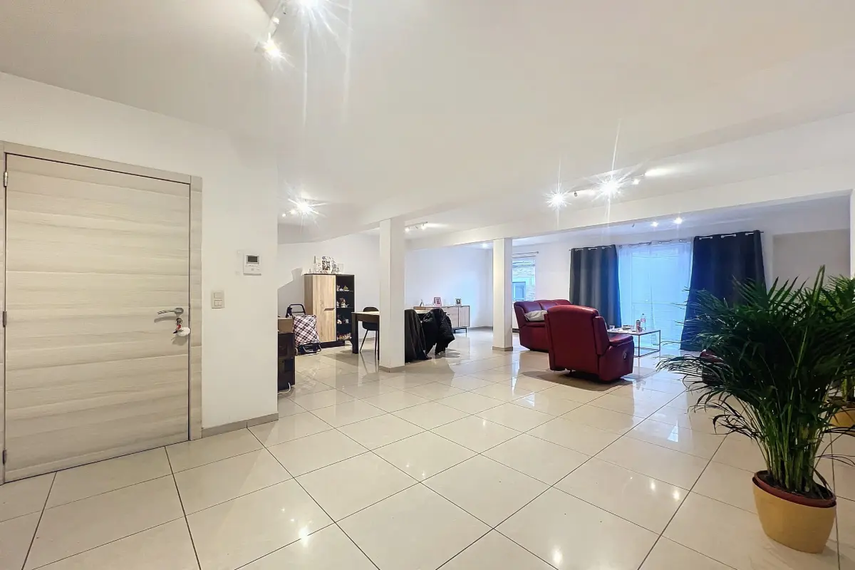 Appartement à vendre à Quiévrain 7380 130000.00€ 1 chambres 85.00m² - annonce 418049