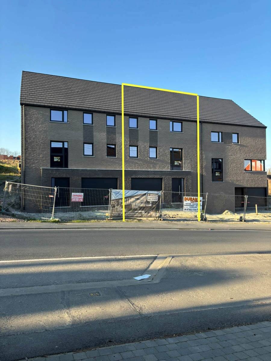 Maison à vendre à Roux 6044 210000.00€ 3 chambres 190.00m² - annonce 425452