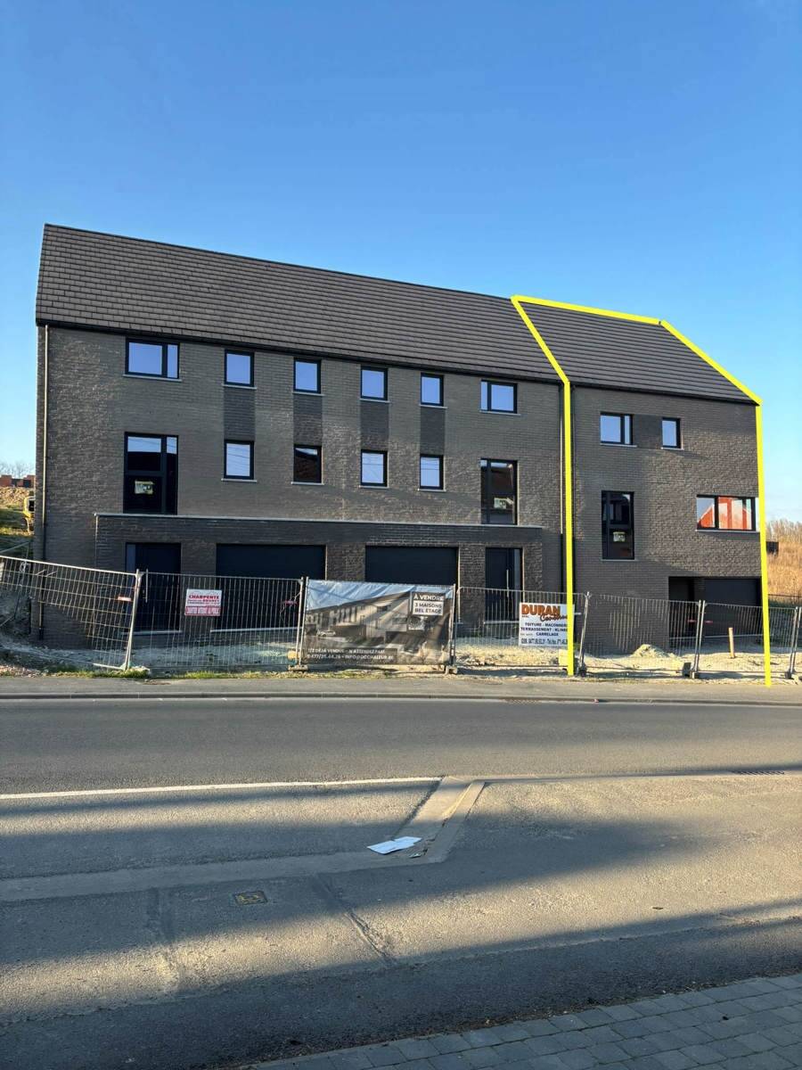 Maison à vendre à Roux 6044 230000.00€ 4 chambres 190.00m² - annonce 424954